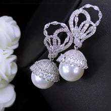 Load image into Gallery viewer, Luxury eardrop earring
