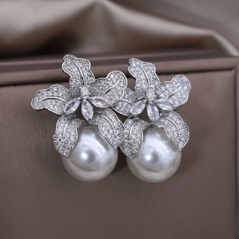 Elegant imitation big pearl stud brudal earrings, suitable for Brides and luxury events. AAA grade Zirconia .