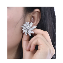 Load image into Gallery viewer, Moissanite luxury stud earrings

