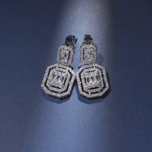 Load image into Gallery viewer, Luxury earrings
