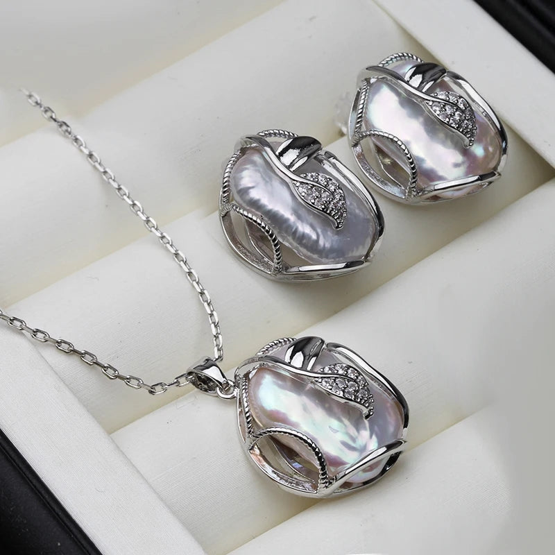 Real fresh water pearls set