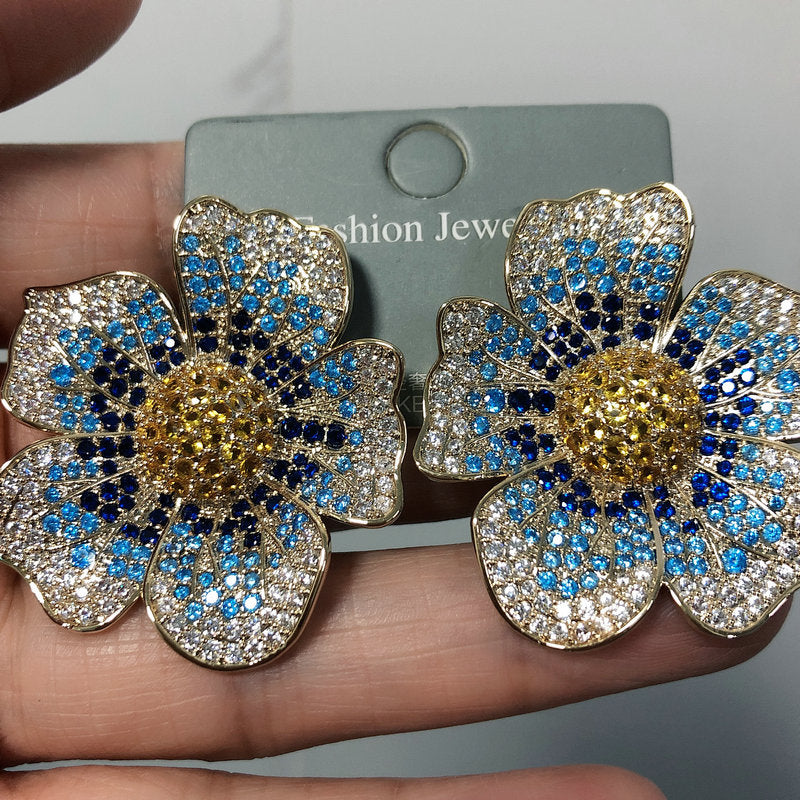 Luxury flower earrings