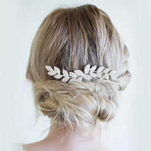 Load image into Gallery viewer, Wedding hair accessory with a comb.
