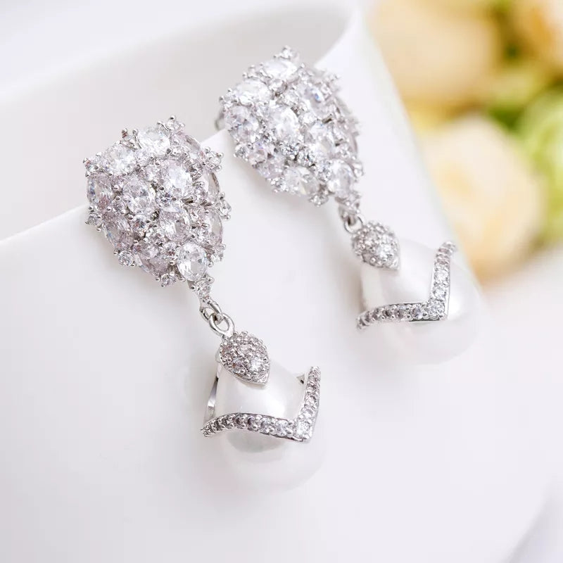Ear drop sterring earrings with fresh water pearls