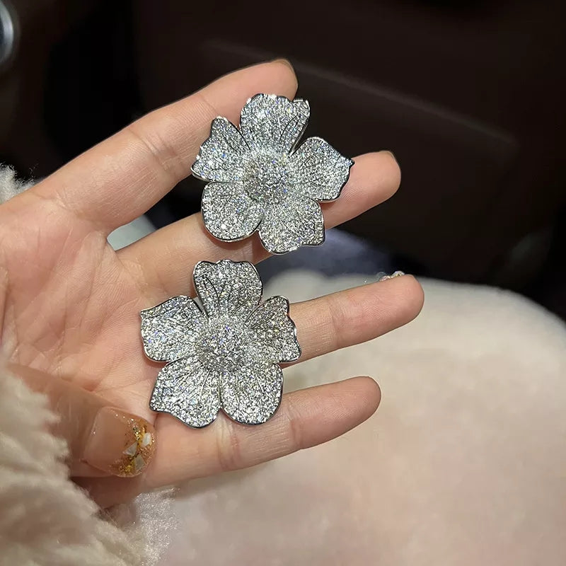 Luxury flower earrings