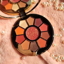 Load image into Gallery viewer, Kasho Eyeshadow Pallet
