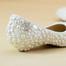 Load image into Gallery viewer, Pearl customazed shoes
