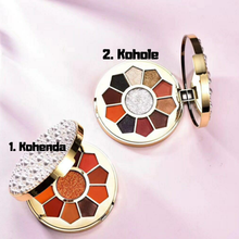 Load image into Gallery viewer, Kasho Eyeshadow Pallet
