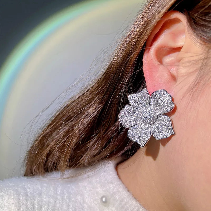 Luxury flower earrings