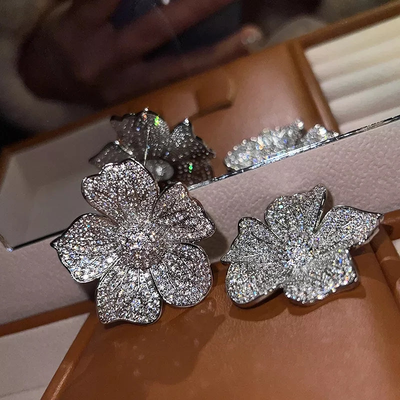 Luxury flower earrings