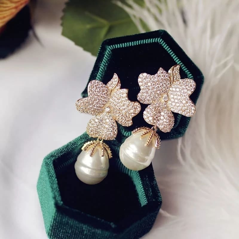 Rose earings