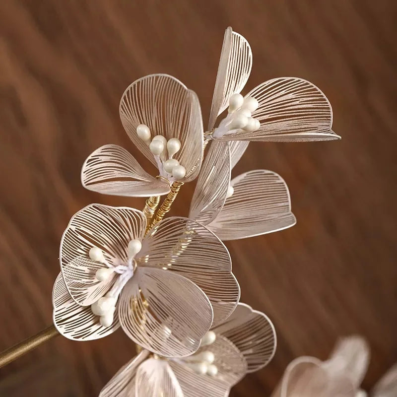 Flower heair piece.